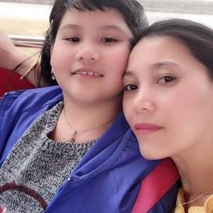 Meet your Posher, Nhung